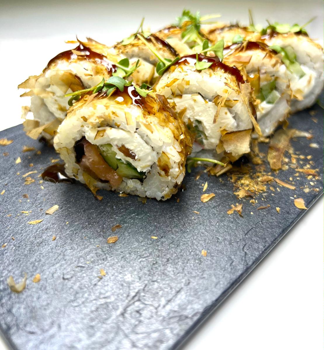 Бонито с лососем