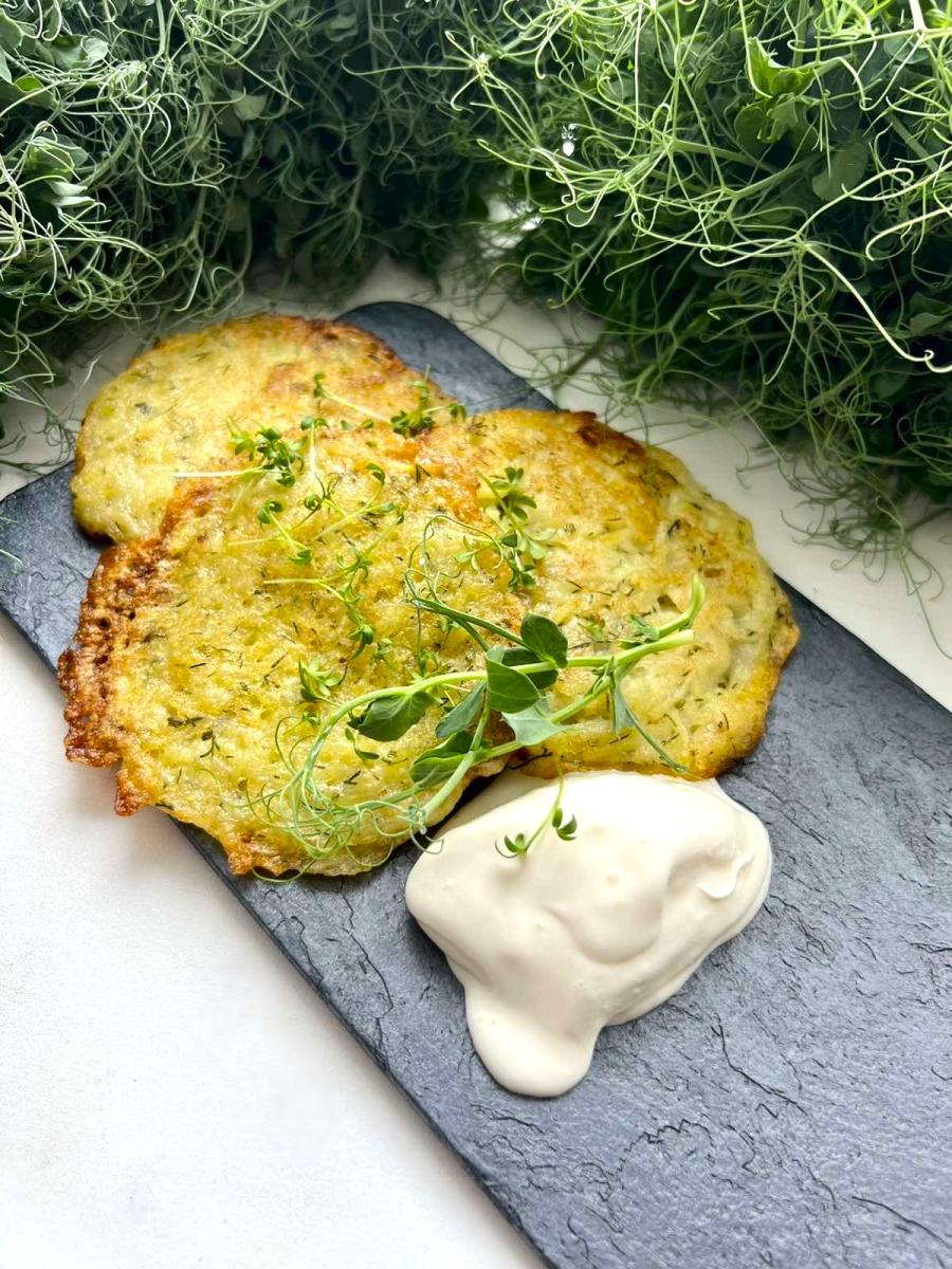 Драники со сметаной