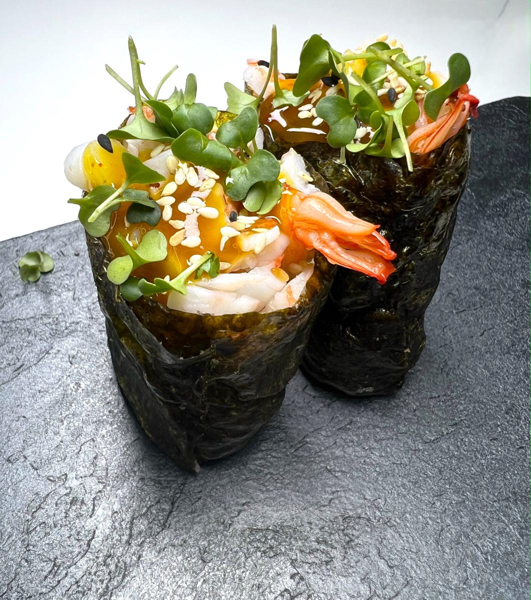 Гункан Креветка в соусе манго 120г