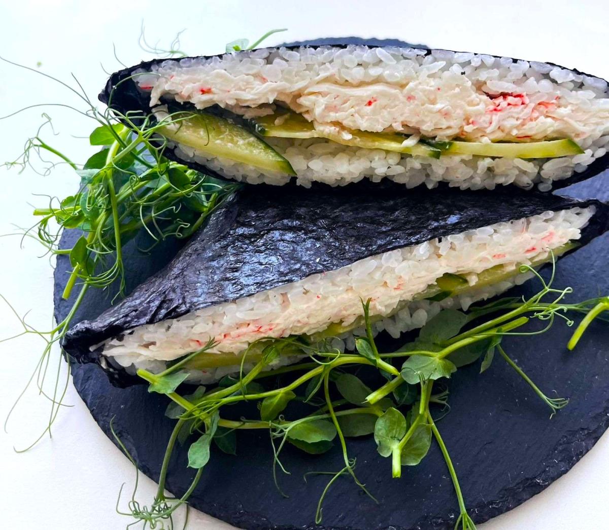 Сэндвич со снежным крабом