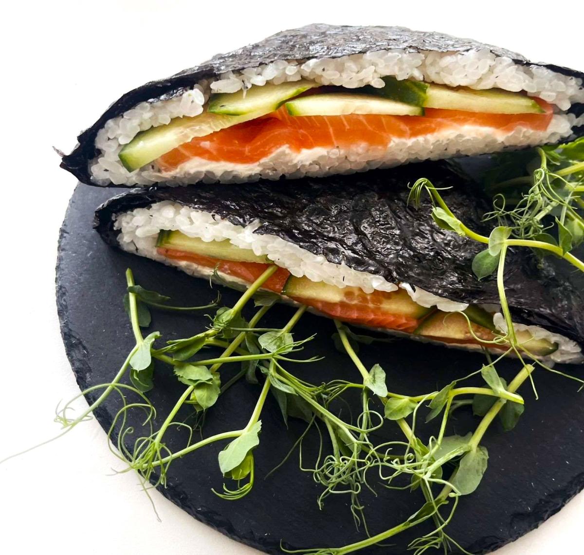 Сэндвич с лососем